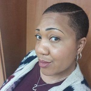 Meet your Posher, Tia